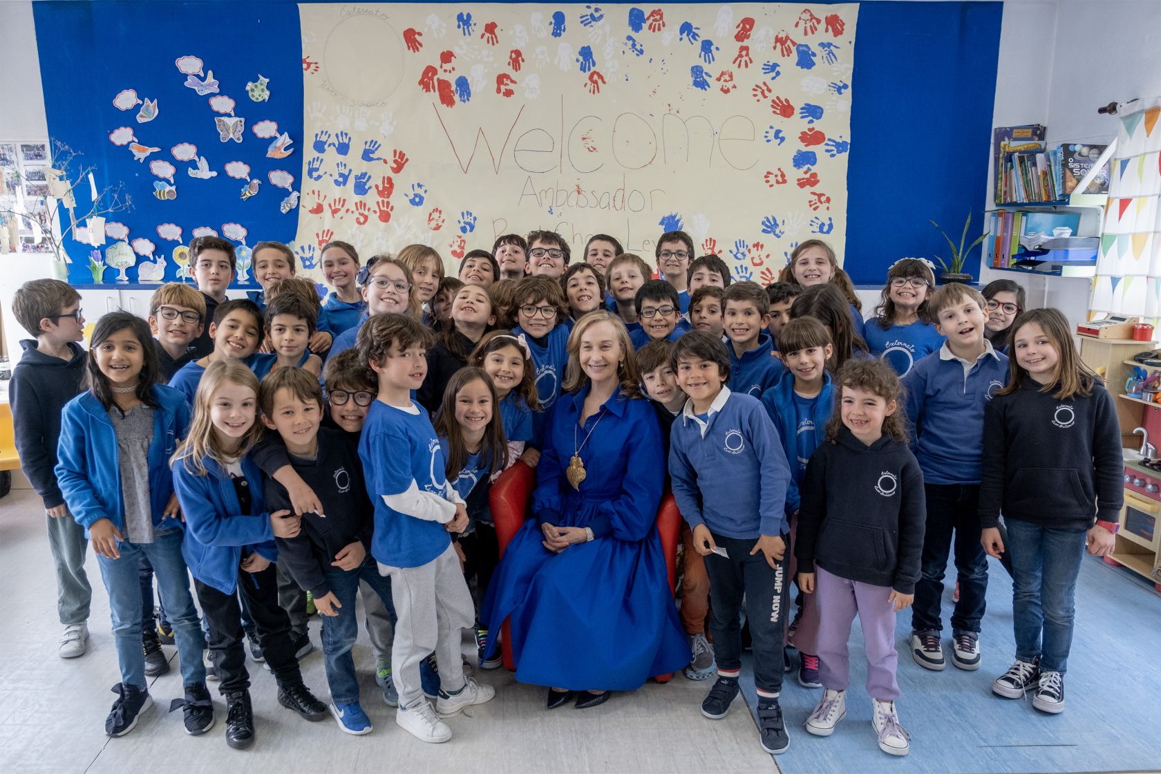 Ambassador Levine's successful school visit - The Portugal News - Vimarsana News