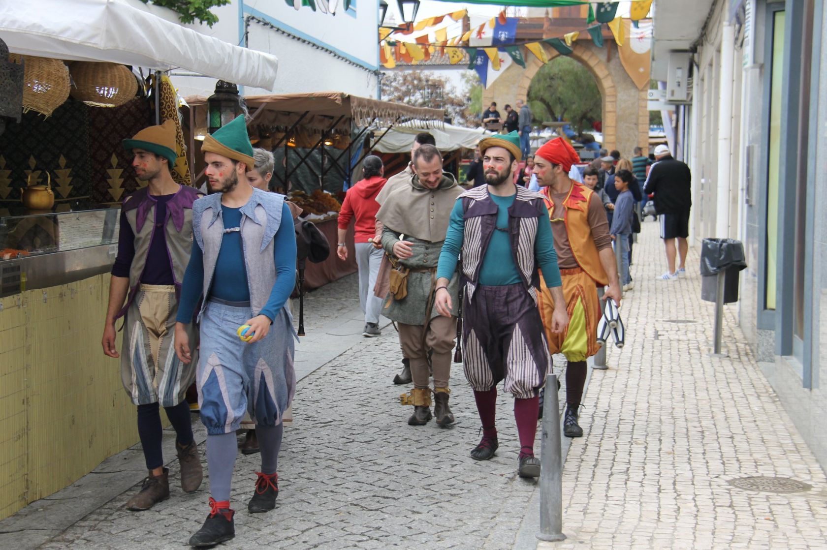 "Travel back in time" at Medieval Market - The Portugal News - Vimarsana News