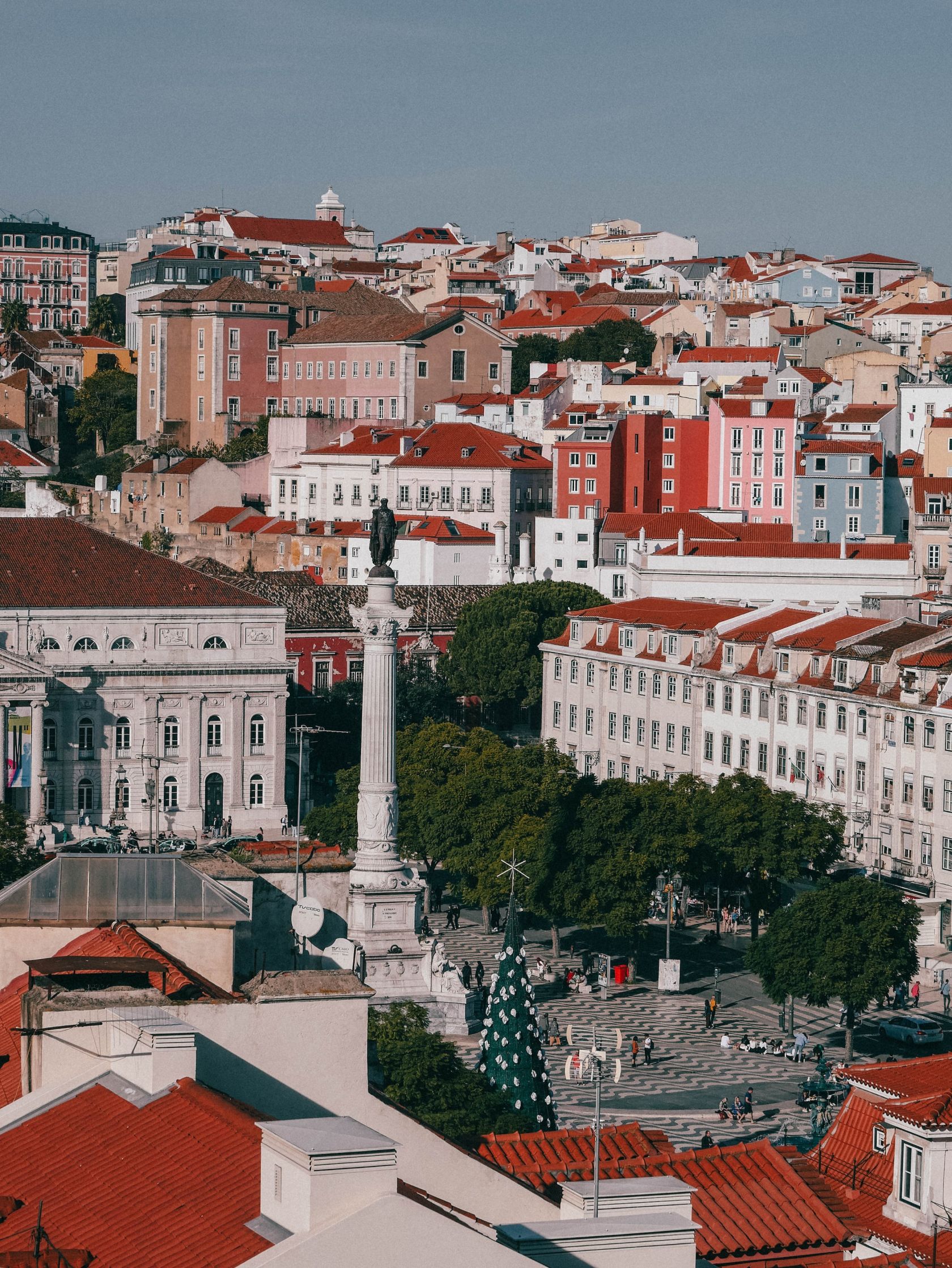 Why British and American expats are choosing Portugal during the global economic downturn - Vimarsana News