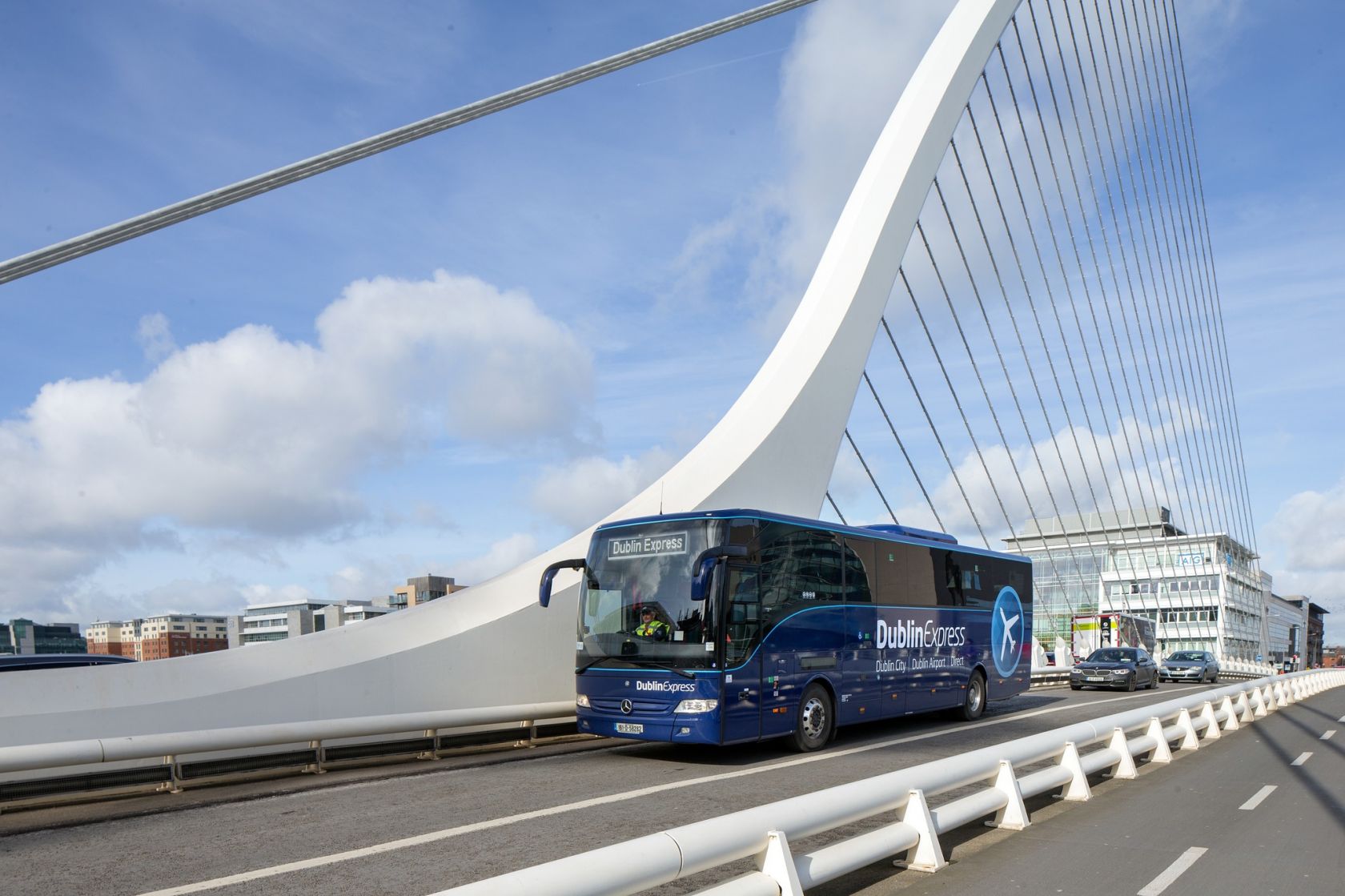 New Belfast To Dublin Bus Route For £1 - Vimarsana News