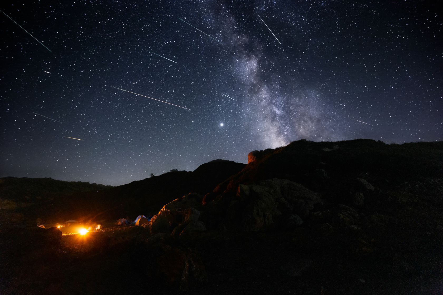 Maximise your chances at seeing a shooting star this August - Vimarsana News
