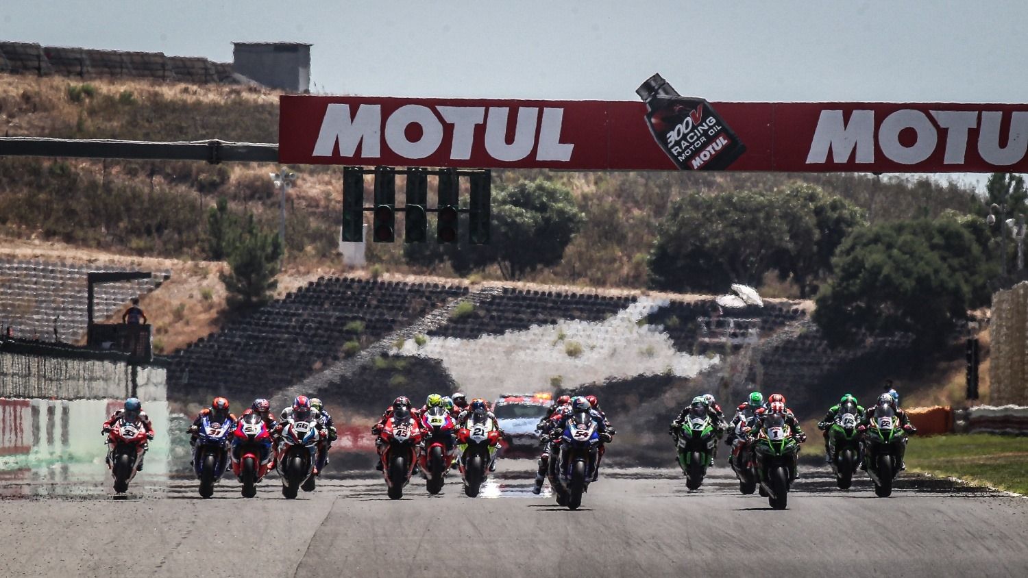 Superbikes return to Portimão - Vimarsana News